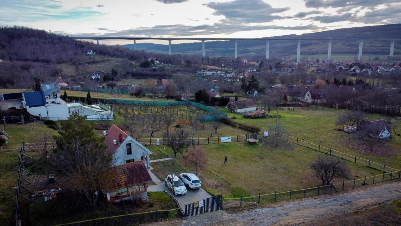 Voelgyhid Village Balaton Кёрёшхедь Экстерьер фото