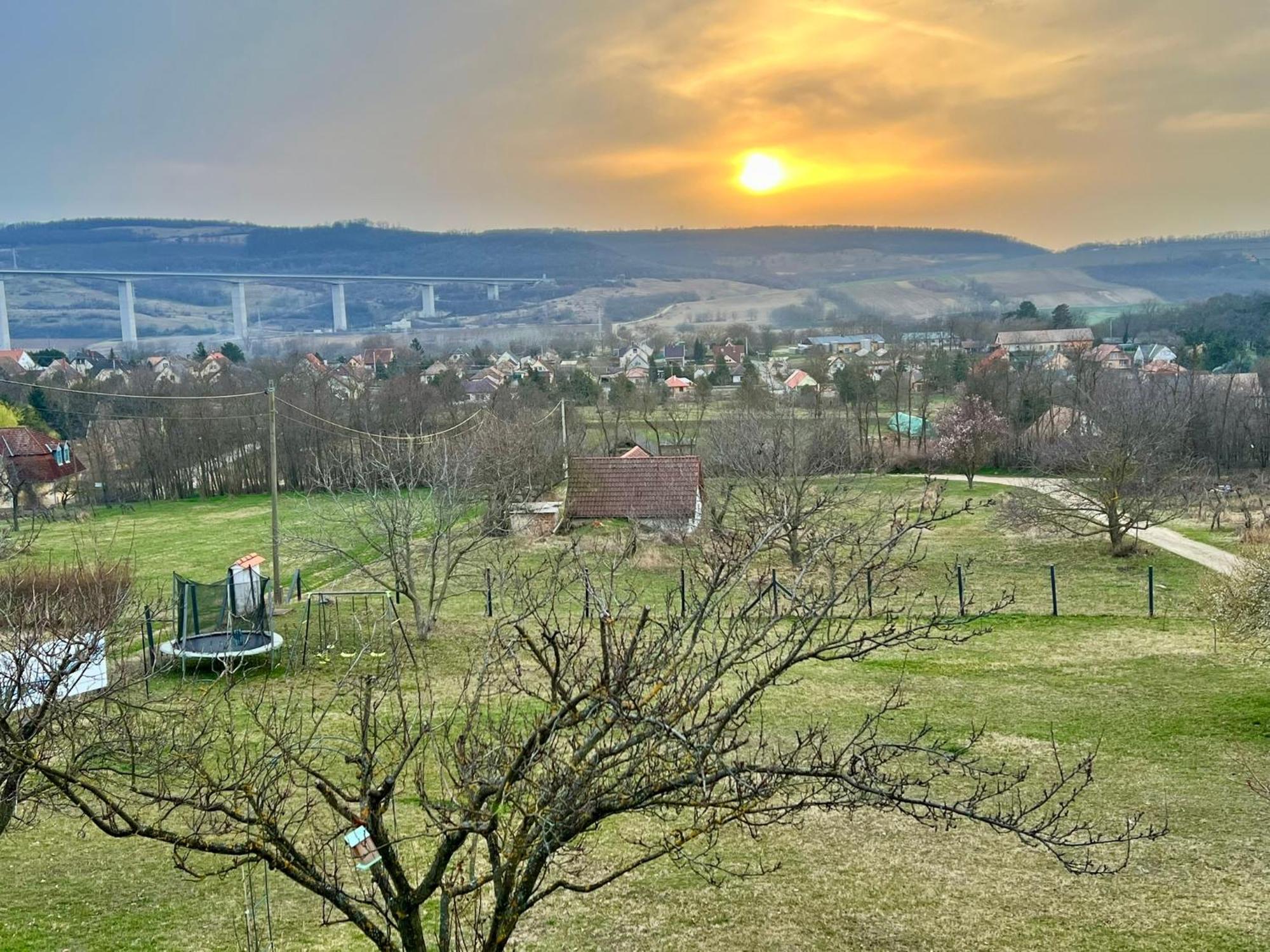 Voelgyhid Village Balaton Кёрёшхедь Экстерьер фото